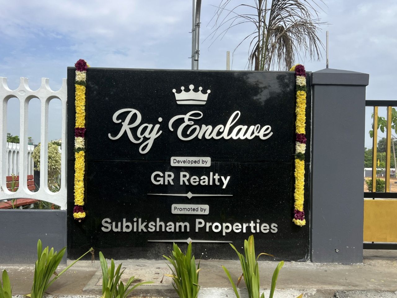 Raj - Enclave - 1